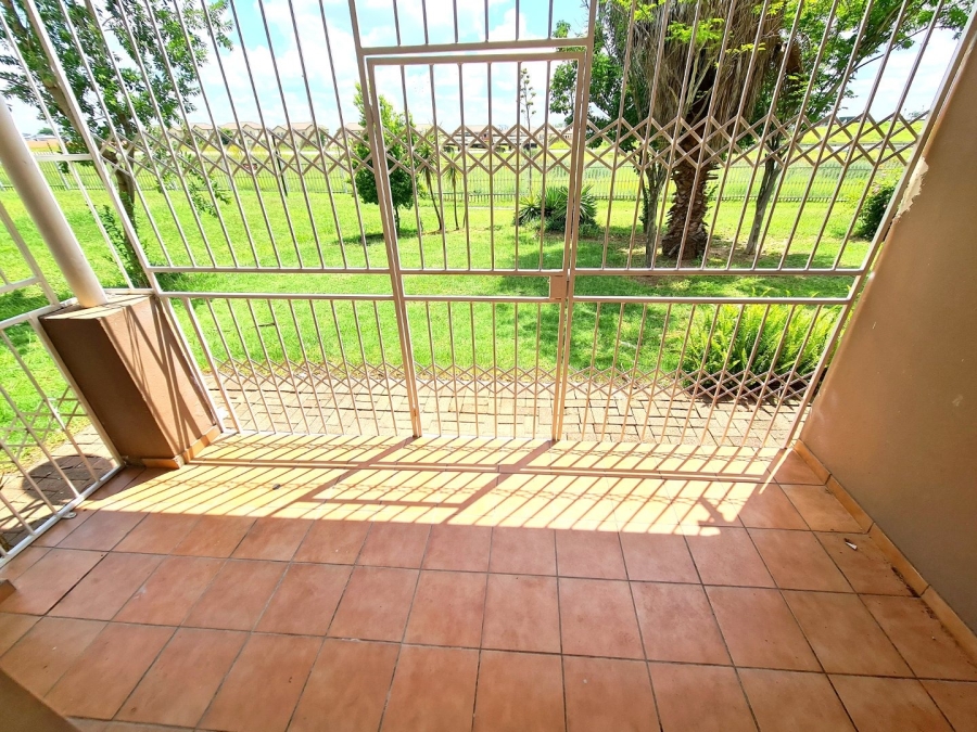 2 Bedroom Property for Sale in Cashan North West